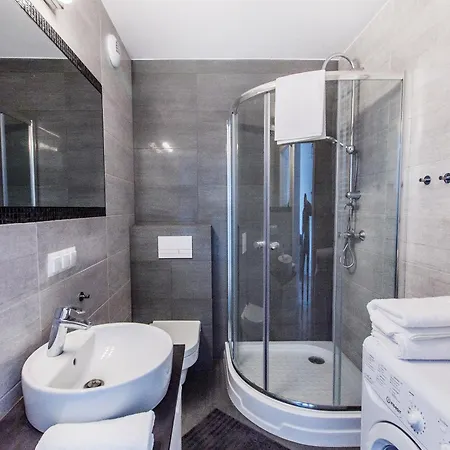 Grey Apartment! Cozy For Two! * Breslavia