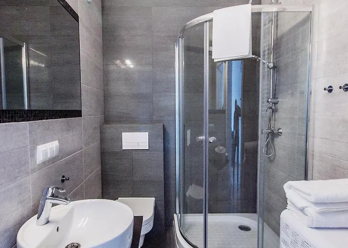 Grey Apartment! Cozy For Two! * Wroclaw